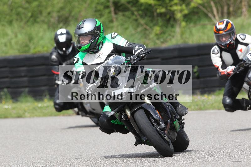 /Archiv-2025/10 23.04.2025 Cornu Master School ADR/rot-rouge/15